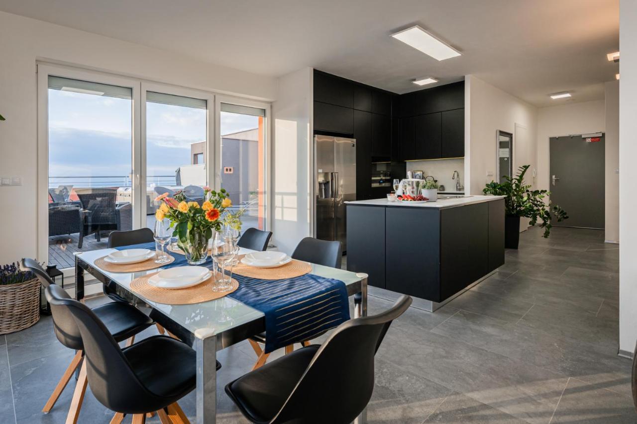 Penthouse Letnanske Zahrady Apartment Prag