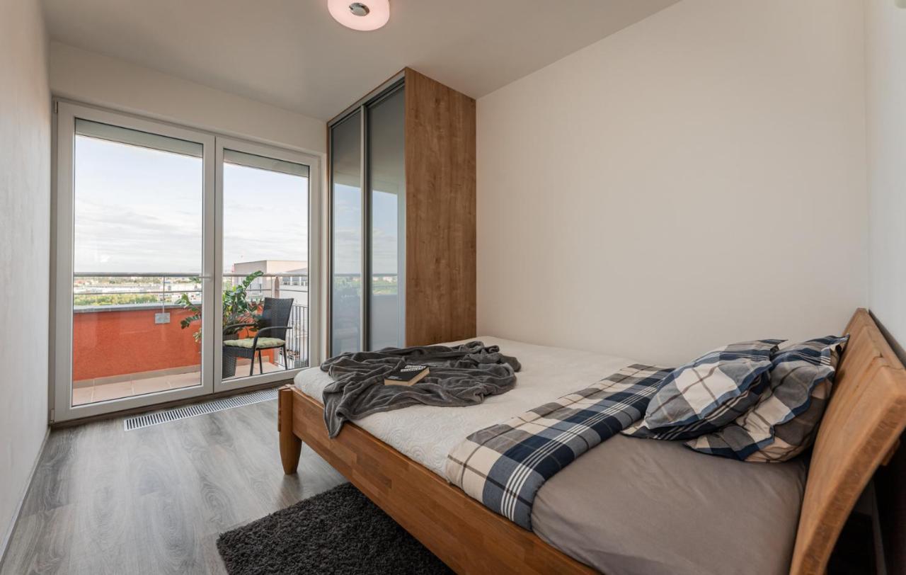 Penthouse Letnanske Zahrady Praga